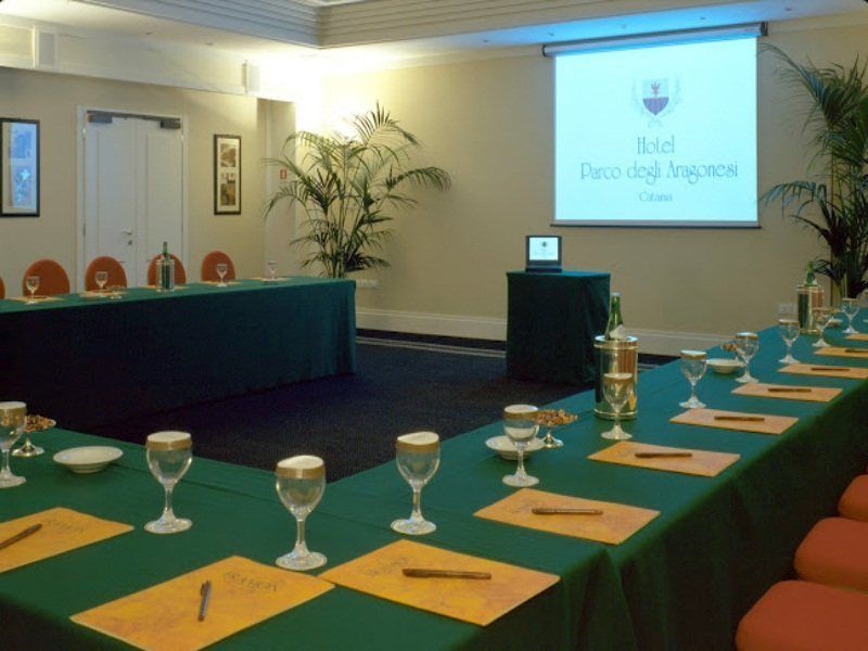 Hotel Nh Parco Degli Aragonesi 4*