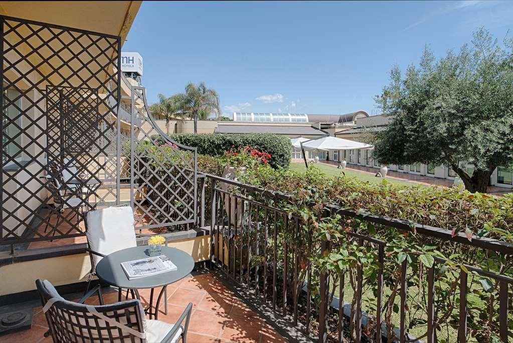 Hotel Nh Parco Degli Aragonesi 4*