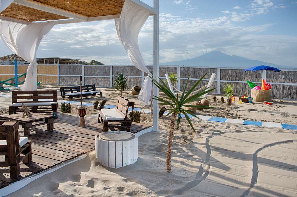 Hotel Nh Parco Degli Aragonesi 4*